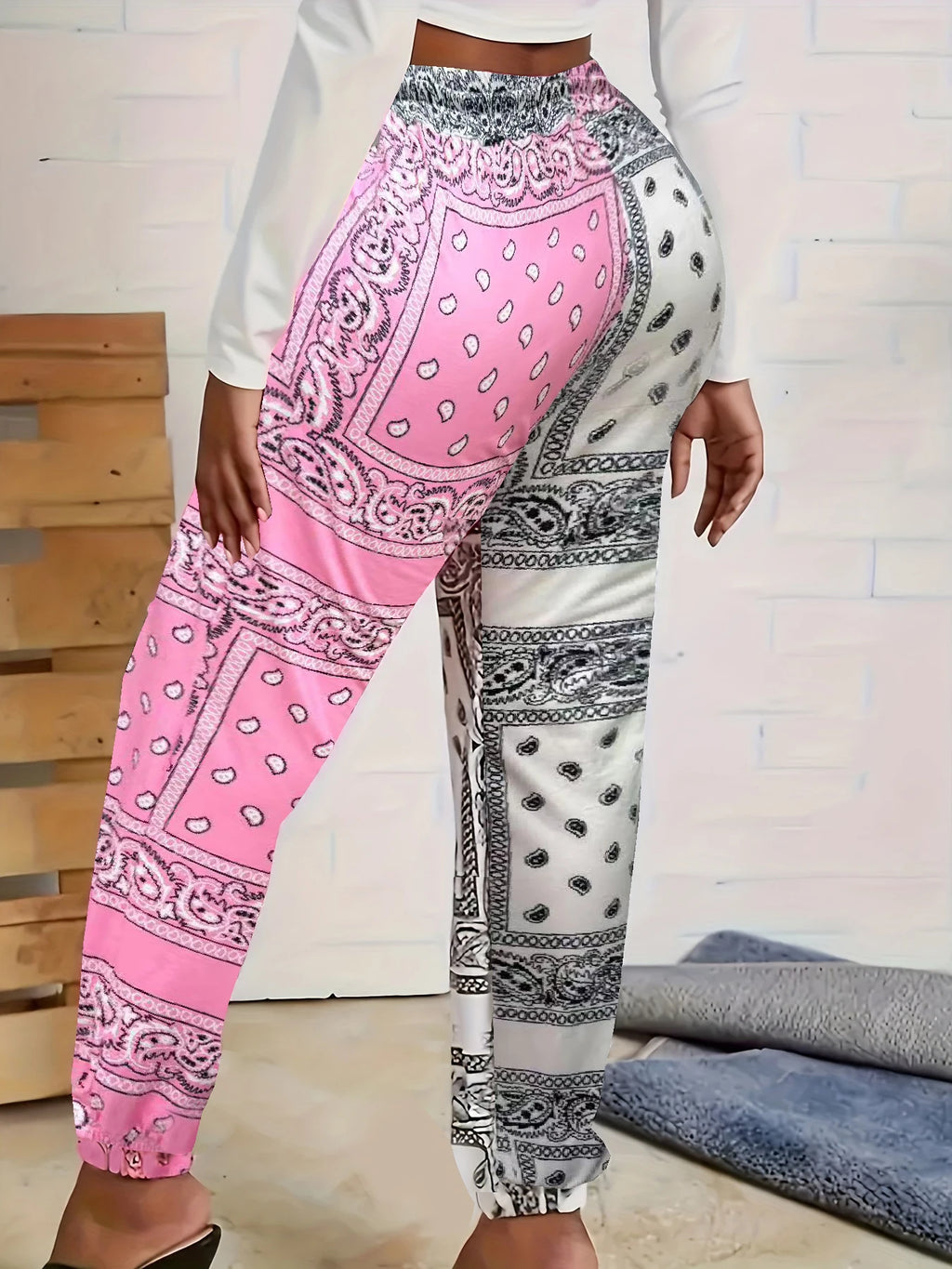 Chic Pull-On Pants