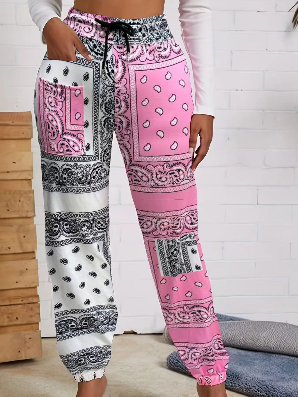Chic Pull-On Pants
